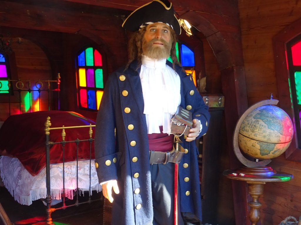 Capitaine Fraisp le pirate, à Fraispertuis-City